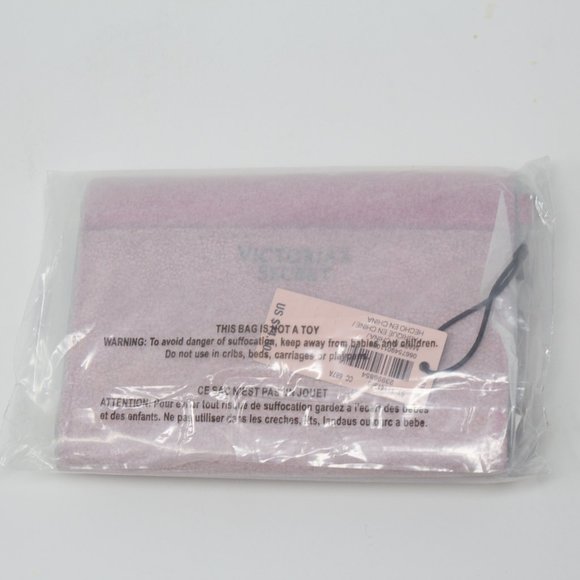 Victoria’s Secret Lips Card Holder with 💖keychain - Picture 7 of 10